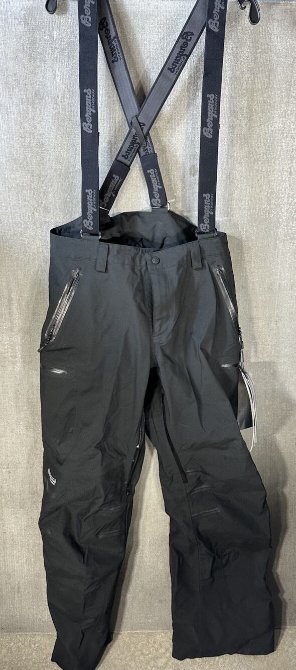 BERGANS OF NORWAY ISOGAISA SKI PANT'S size Large NEW SUSPENDERS BLACK